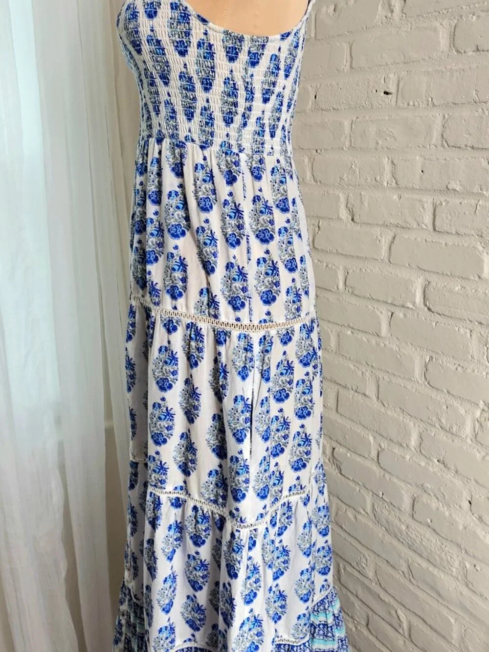Playa Lucia Smocked Maxi Dress Blue White Tile Print Tiered Summer Dress Size M - Picture 7 of 9